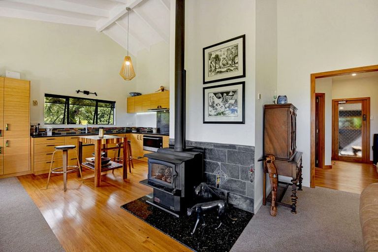 Photo of property in 100 Rocklands Road, Clifton, Takaka, 7183