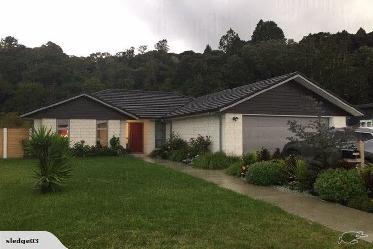 Photo of property in 30 Alf Simpson Drive, Whitianga, 3510