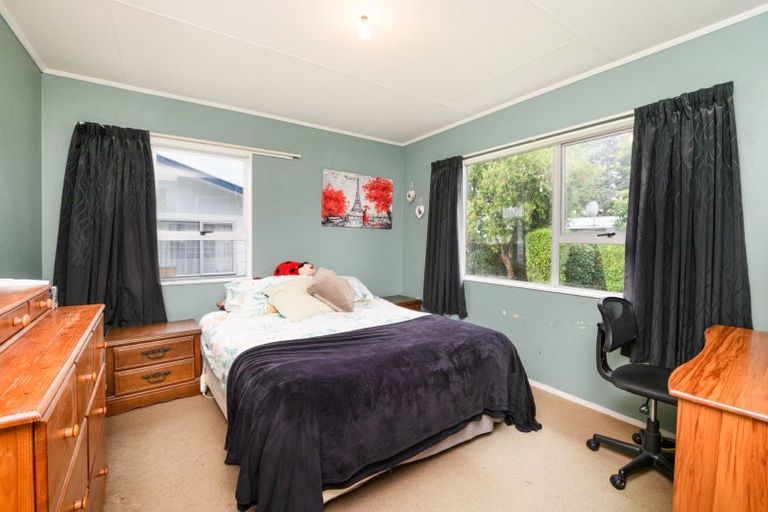 Photo of property in 95 Benmore Avenue, Cloverlea, Palmerston North, 4412