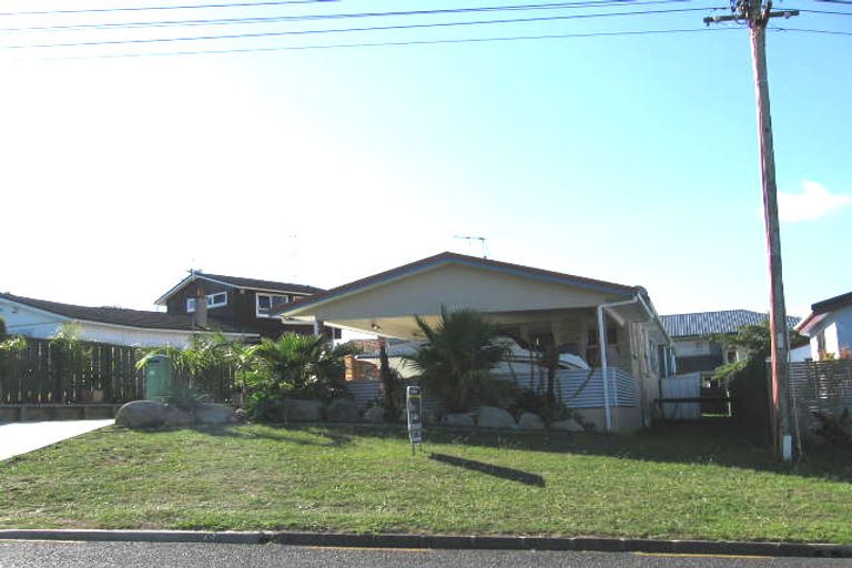 Photo of property in 57 Killarney Avenue, Torbay, Auckland, 0630