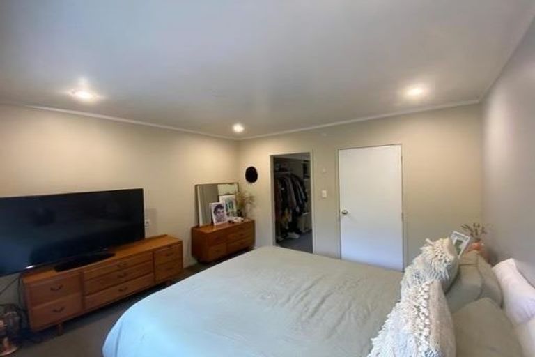 Photo of property in 28a Clovelly Road, Bucklands Beach, Auckland, 2012