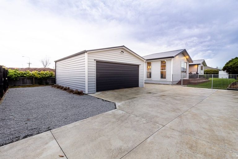Photo of property in 168 Travis Road, New Brighton, Christchurch, 8083