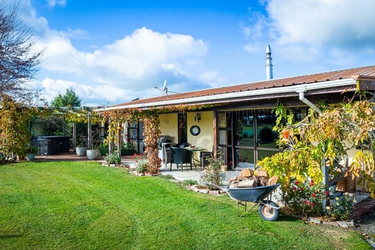 Photo of property in 53 Templer Street, Geraldine, 7992