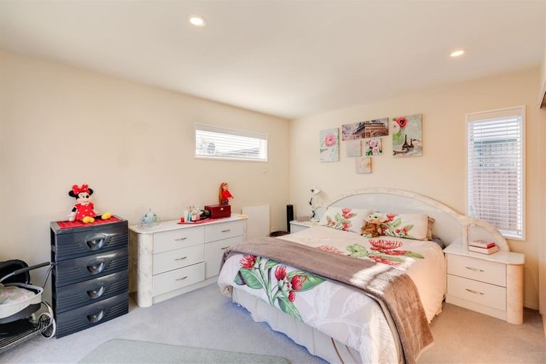 Photo of property in 1/126 Pages Road, Wainoni, Christchurch, 8061