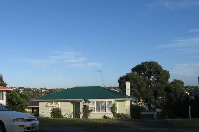 Photo of property in 97 Bruce Road, Glenfield, Auckland, 0629