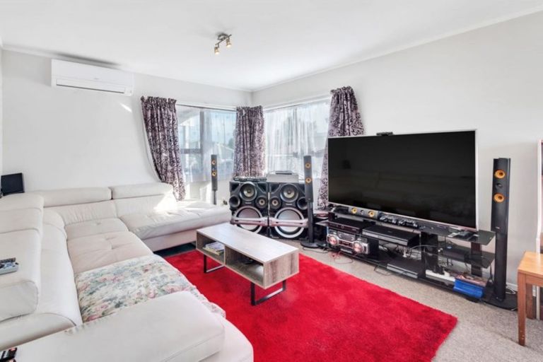 Photo of property in 163 Finlayson Avenue, Clendon Park, Auckland, 2103