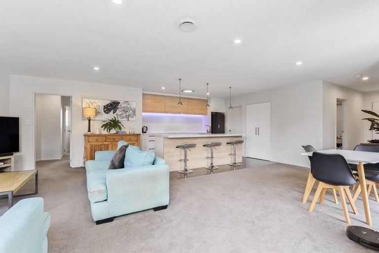 Photo of property in 7 Ambrose Place, Rangiora, 7400