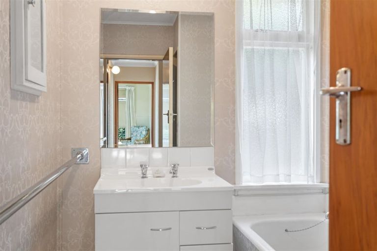 Photo of property in 129 Aylesford Street, Mairehau, Christchurch, 8013