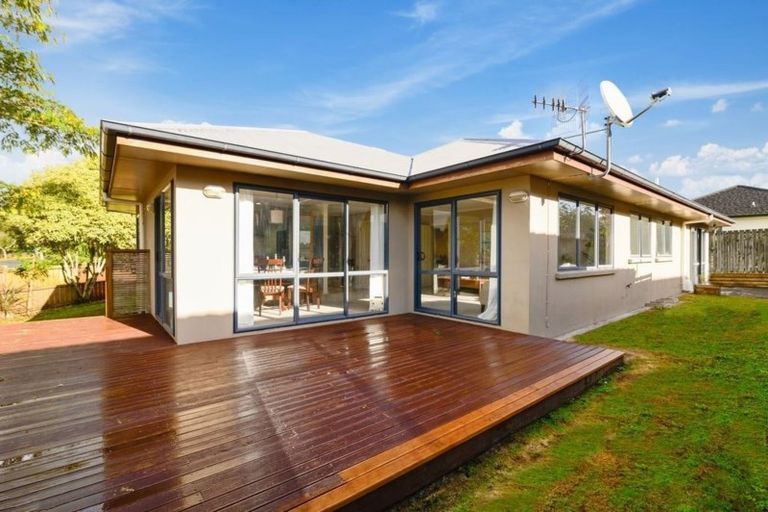 Photo of property in 1 Hoyte Place, Pukehangi, Rotorua, 3015