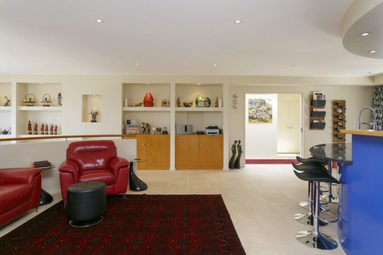 Photo of property in 27 Te Urunga Place, Acacia Bay, Taupo, 3330