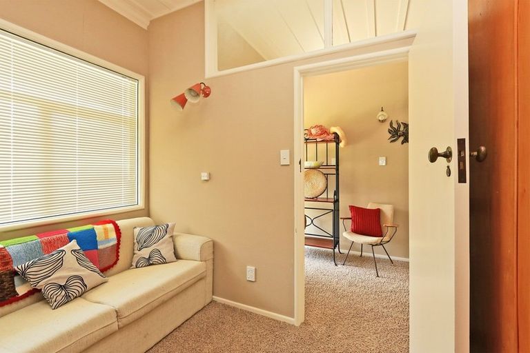 Photo of property in 14 John Ross Place, Kairakau, Elsthorpe, 4295