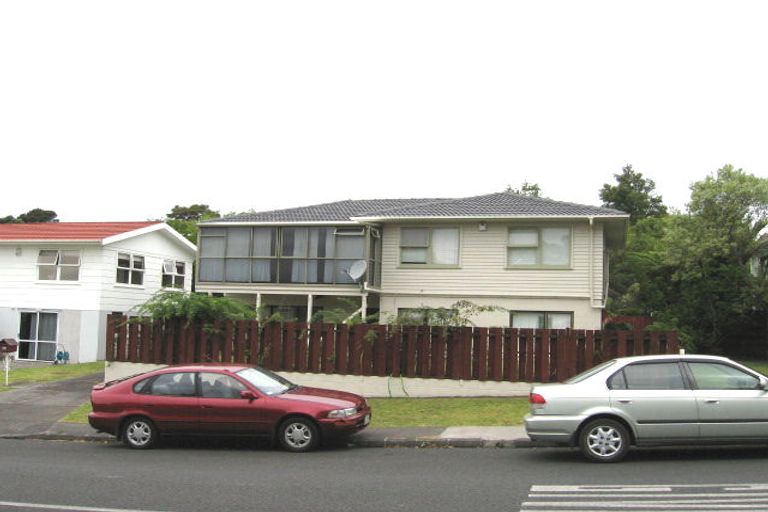 Photo of property in 6a Tamahere Drive, Glenfield, Auckland, 0629