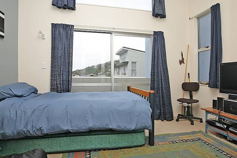 Photo of property in 7/138 Queens Drive, Lyall Bay, Wellington, 6022