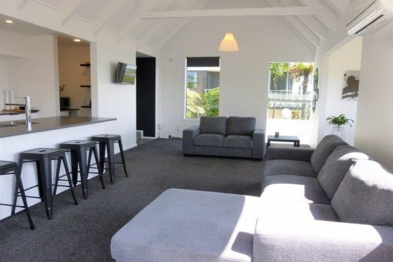 Photo of property in 5 Stanton Crescent, Karoro, Greymouth, 7805