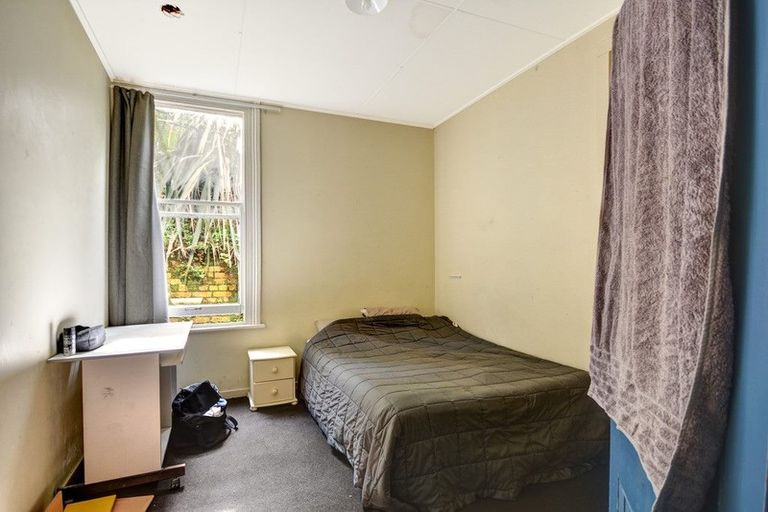 Photo of property in 120 Queen Street, North Dunedin, Dunedin, 9016