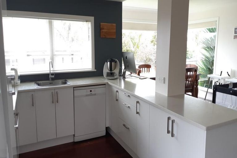 Photo of property in 6a Kayes Road, Pukekohe, 2120