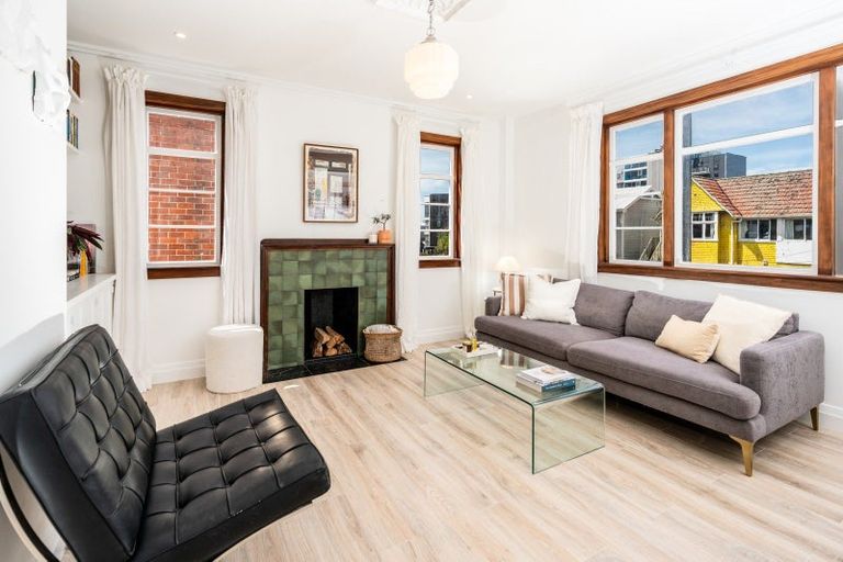 Photo of property in Norton Flats, 3/302 Willis Street, Aro Valley, Wellington, 6011