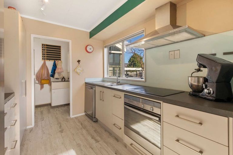 Photo of property in 9 Bronte Place, Owhata, Rotorua, 3010