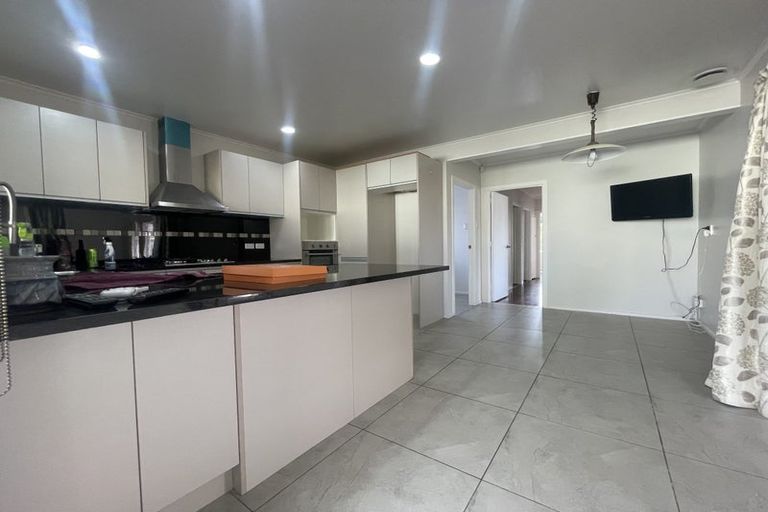 Photo of property in 1/213 Sunnynook Road, Wairau Valley, Auckland, 0627