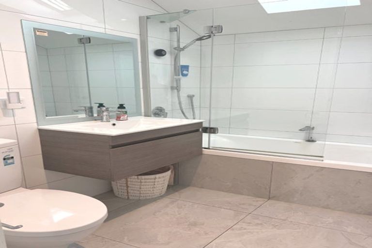 Photo of property in 41a Leighton Avenue, Waiwhetu, Lower Hutt, 5010