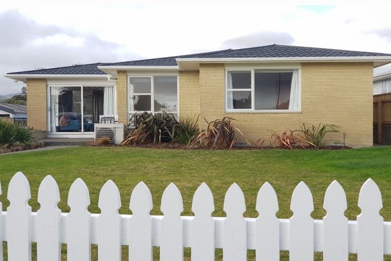 Photo of property in 26 Callender Terrace, Paraparaumu Beach, Paraparaumu, 5032