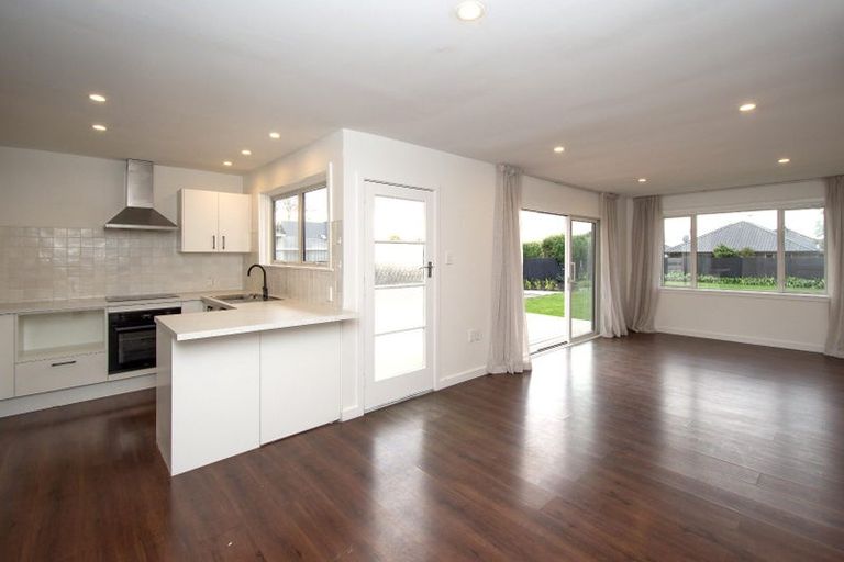 Photo of property in 41 Moreland Avenue, Papanui, Christchurch, 8053