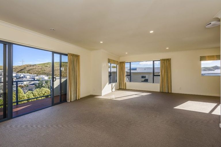 Photo of property in 15 Nether Green Crescent, Johnsonville, Wellington, 6037