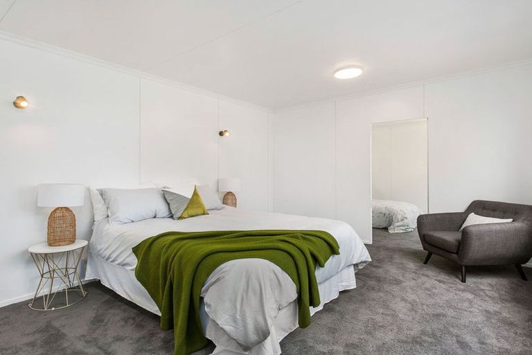 Photo of property in 2 Sinclair Street, New Brighton, Christchurch, 8083