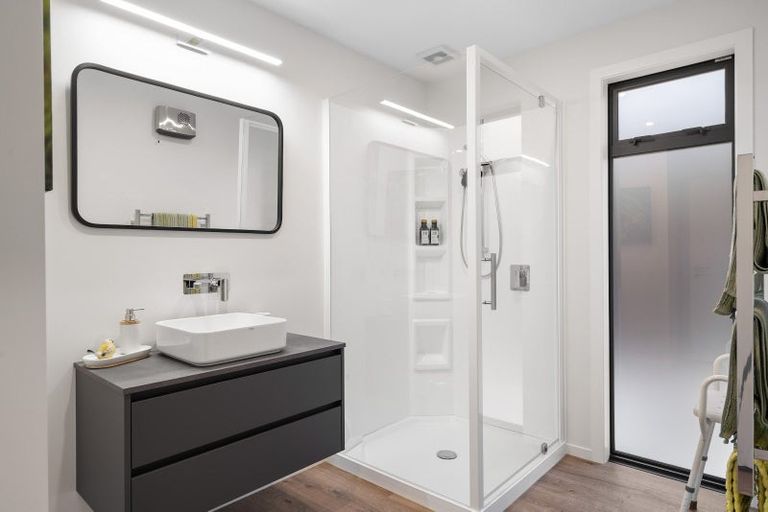 Photo of property in 64 Les Wakefield Road, Mapua, 7005