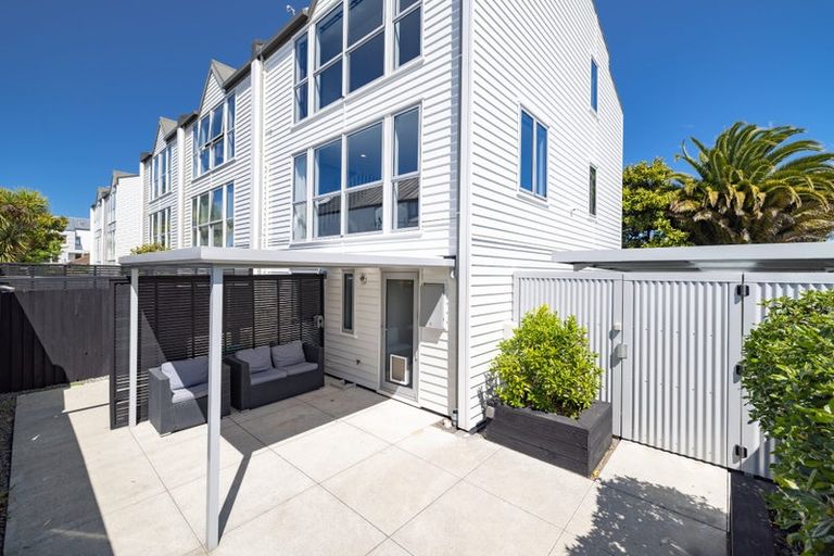 Photo of property in 1/86 Springfield Road, St Albans, Christchurch, 8014