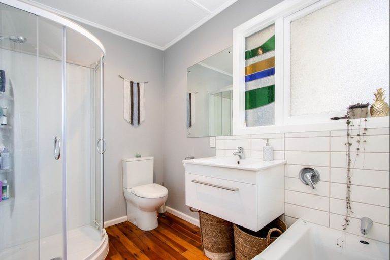 Photo of property in 27 Magdalen Crescent, Pirimai, Napier, 4112