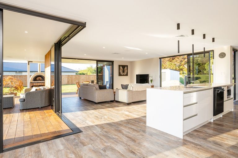 Photo of property in 18 Roger Renall Avenue, Lansdowne, Masterton, 5810