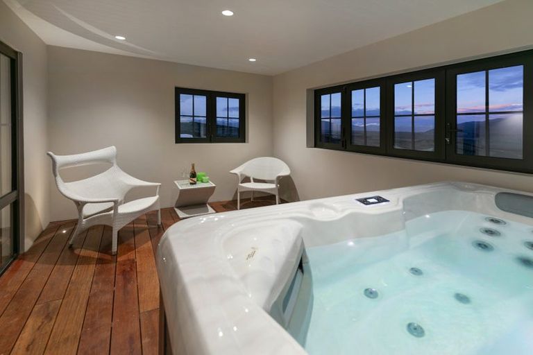 Photo of property in 23 Miharo Lane, Queensberry, Cromwell, 9383