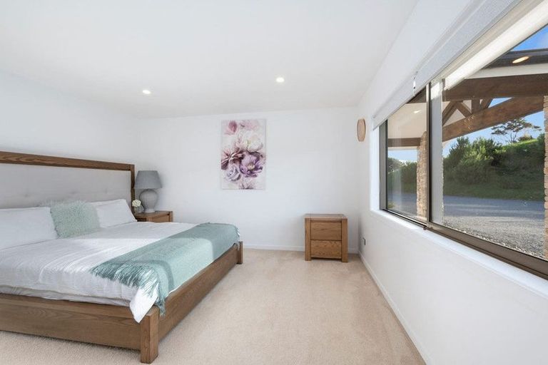 Photo of property in 132b Dormer Road, Waitoki, Helensville, 0875