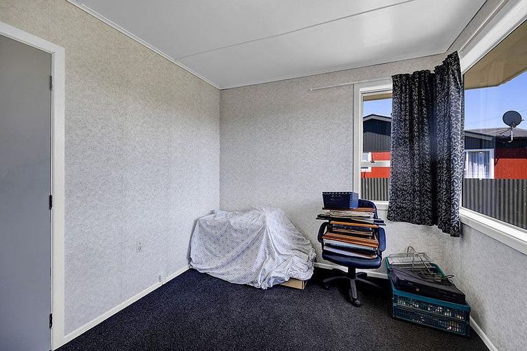 Photo of property in 74 Riemenschneider Street, Manaia, 4612