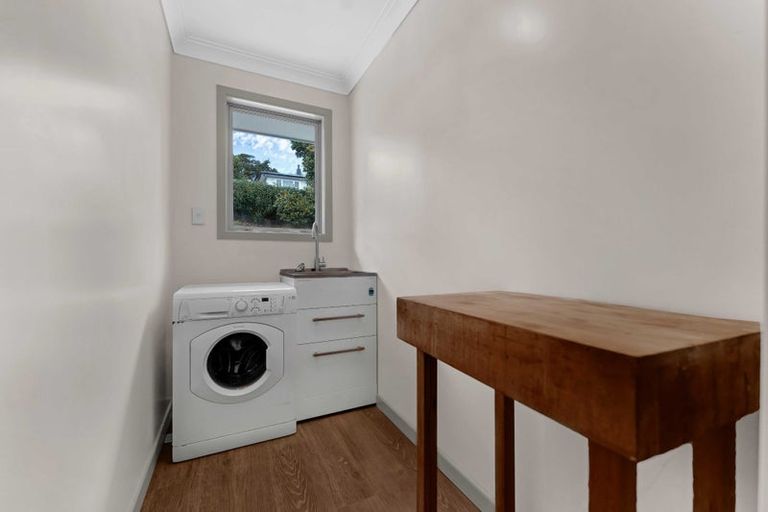 Photo of property in 8 Station Road, Pukekohe, 2120