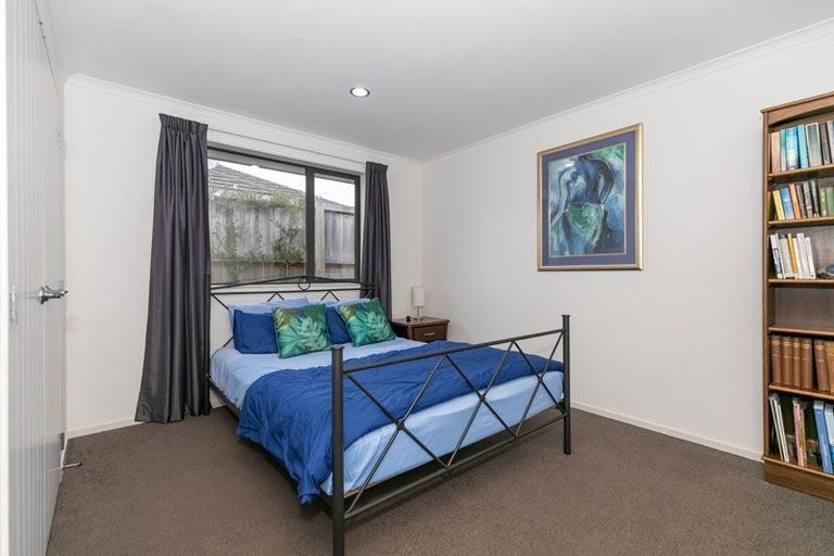 Photo of property in 17 Te Ironui Place, Huntington, Hamilton, 3210
