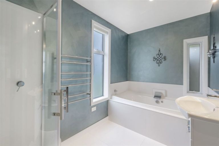 Photo of property in 29 Amokura Crescent, Flagstaff, Hamilton, 3210