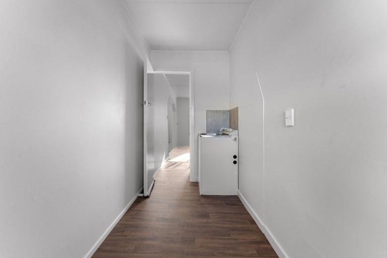 Photo of property in 24 Aotea Street, Castlecliff, Whanganui, 4501