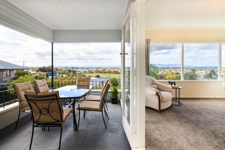 Photo of property in 12 Highfield Road, Feilding, 4702