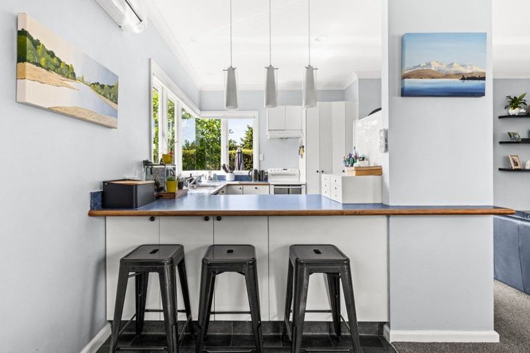 Photo of property in 10 Plassey Street, Havelock North, 4130