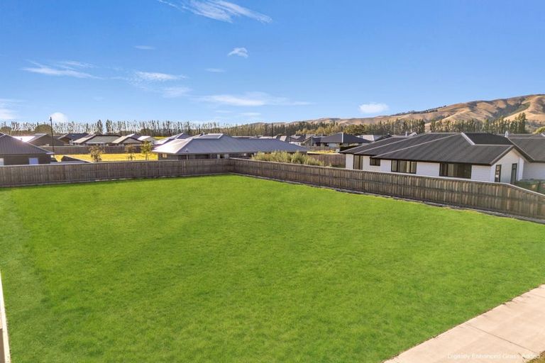 Photo of property in 11 Whareatea Road, Redwoodtown, 7201