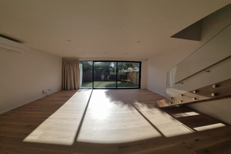 Photo of property in 16b Inglis Street, Seatoun, Wellington, 6022