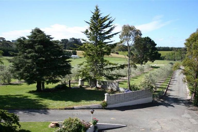 Photo of property in 35 Browns Road, Alma, Oamaru, 9491