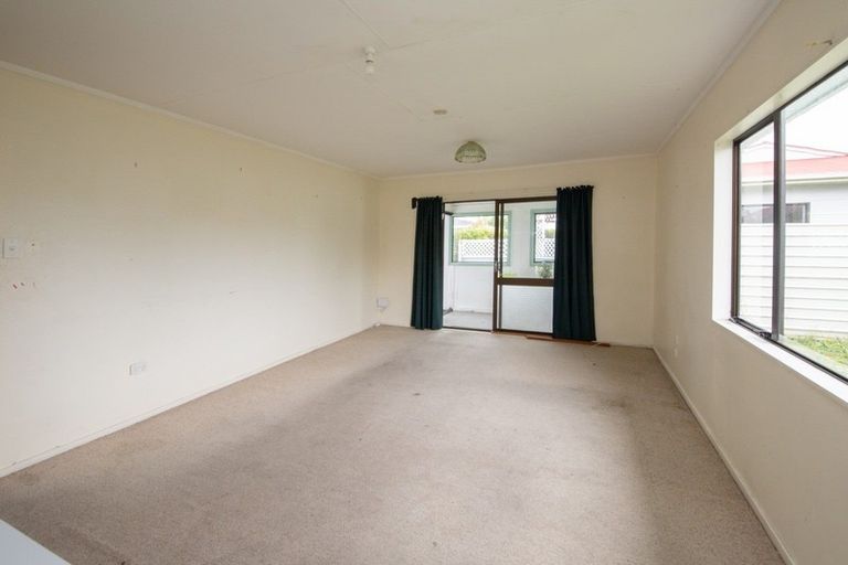 Photo of property in 42 Monckton Street, Feilding, 4702