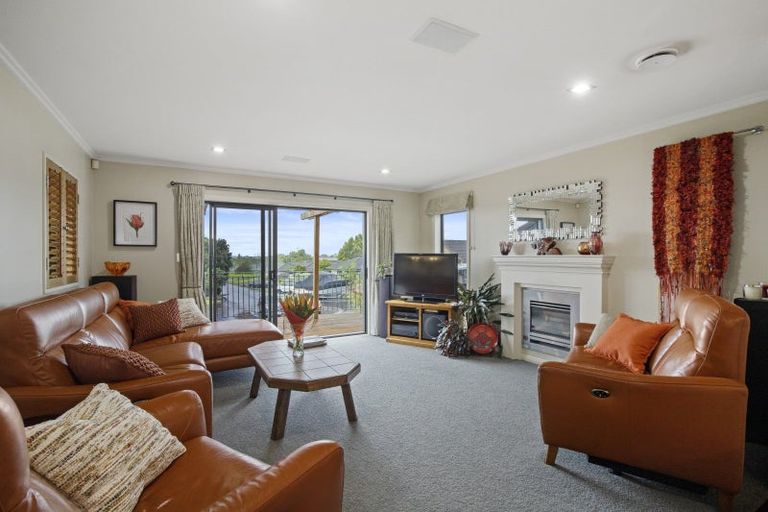 Photo of property in 11 Sangam Place, Pukekohe, 2120