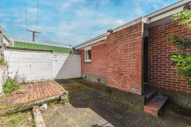Photo of property in 82b Wellington Street, Picton, 7220