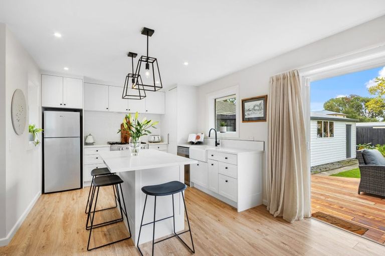 Photo of property in 10 Nancy Avenue, Mairehau, Christchurch, 8013