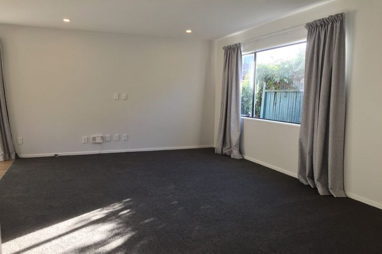 Photo of property in 19a Mantell Street, Seatoun, Wellington, 6022