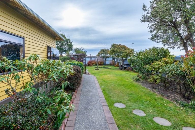 Photo of property in 25 Raymond Street, West End, Timaru, 7910